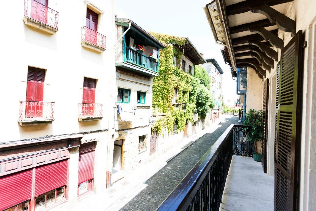 Hontza By Smiling * Hondarribia